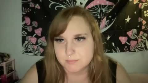 Snapshot of yourthickgingergoddess chatting on March 3, 10:10 pm yourthickgingergoddess online show from March 3, 10:10 pm