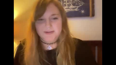 Snapshot of yourthickgingergoddess chatting on March 6, 12:43 am yourthickgingergoddess online show from March 6, 12:43 am