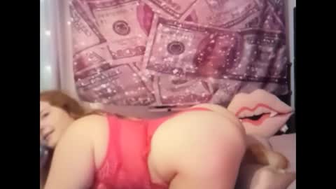 Snapshot of yourthickgingergoddess chatting on October 18, 2:40 pm yourthickgingergoddess online show from October 18, 2:40 pm