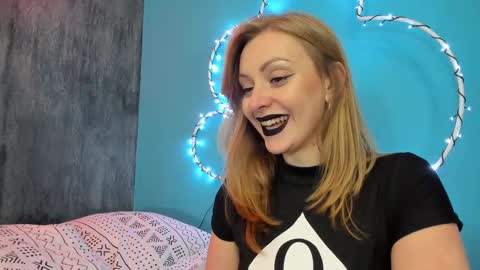 Snapshot of yourvenus00 chatting on January 28, 4:19 pm YourVenus00 -Follow my OF online show from January 28, 4:19 pm