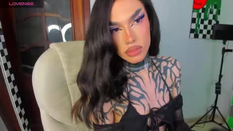 Snapshot of yourvirtualgirlfriennd chatting on October 22, 7:52 am GI online show from October 22, 7:52 am