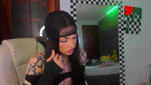 Snapshot of yourvirtualgirlfriennd chatting on November 16, 8:20 am GI online show from November 16, 8:20 am