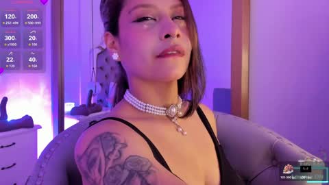 Val online show from April 2, 7:55 pm