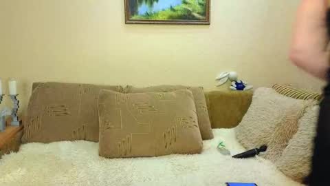 Snapshot of yourxqueen chatting on October 31, 5:30 am YourXQueen online show from October 31, 5:30 am