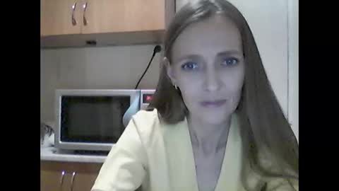 Snapshot of youur_light chatting on November 14, 5:11 pm Youur light online show from November 14, 5:11 pm