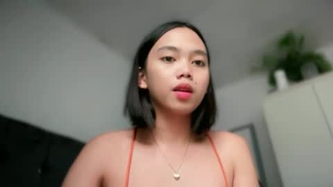 Snapshot of yowginethegreat chatting on February 13, 6:30 am YowgineTheGreat online show from February 13, 6:30 am