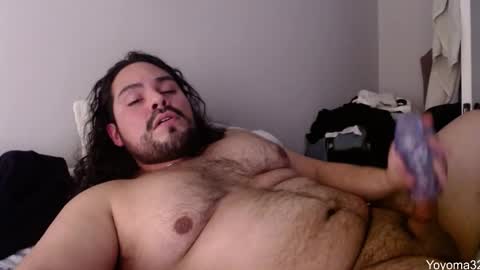 Snapshot of yoyoma32 chatting on November 22, 5:45 pm Jorge online show from November 22, 5:45 pm