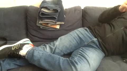 yque online show from March 12, 9:35 pm