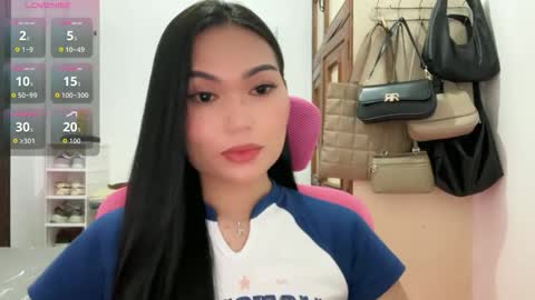 yrdrmgrl_jennie26 online show from February 25, 5:00 pm