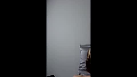 yrupking online show from January 11, 2:33 pm