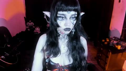 Snapshot of yueeclipsa chatting on April 29, 5:44 am Yue Eclipsa online show from April 29, 5:44 am