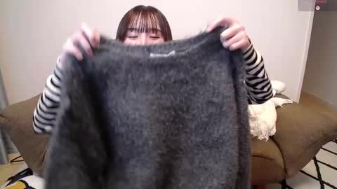 yui_x online show from January 8, 10:39 am