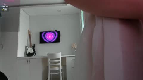 Snapshot of yuki_mii chatting on September 19, 12:34 am Yuki online show from September 19, 12:34 am