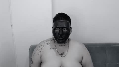 yul and val couple online show from October 30, 11:05 pm