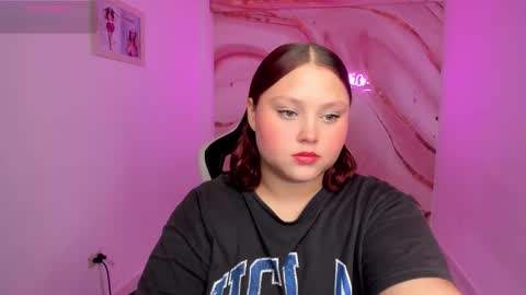 Snapshot of yuli_cardona_ chatting on November 14, 8:51 pm Yuliet online show from November 14, 8:51 pm