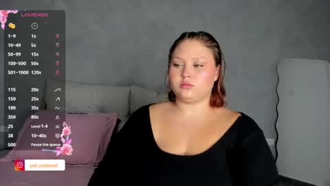 Snapshot of yuli_cardona_ chatting on June 8, 7:47 pm Yuliet online show from June 8, 7:47 pm