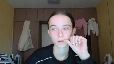 Yuliia online show from October 30, 7:32 am