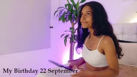 Snapshot of yuliethpetite chatting on September 13, 7:57 pm yuliethpetite online show from September 13, 7:57 pm
