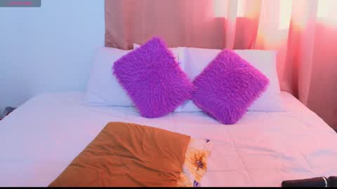Snapshot of yulina_xue chatting on February 3, 9:29 pm Yulina online show from February 3, 9:29 pm