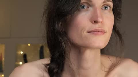 Snapshot of yulladao chatting on February 25, 7:58 pm yulla dao online show from February 25, 7:58 pm