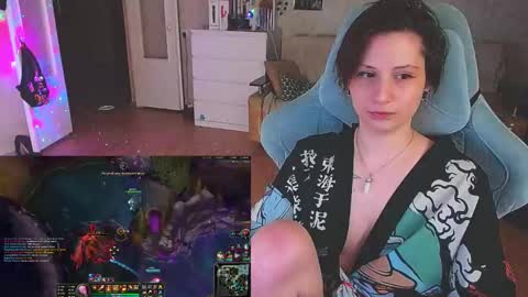 Snapshot of yum_neko_chan chatting on February 27, 11:04 pm Kris online show from February 27, 11:04 pm