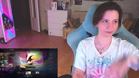 Snapshot of yum_neko_chan chatting on March 5, 7:17 pm Kris online show from March 5, 7:17 pm