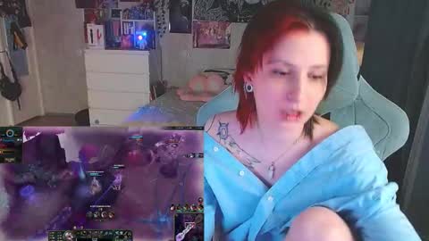 Snapshot of yum_neko_chan chatting on December 2, 6:36 pm Kris online show from December 2, 6:36 pm