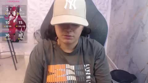 Snowflake online show from February 13, 2:40 am