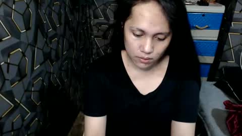 Snapshot of yumi_white chatting on October 12, 2:05 pm yumi online show from October 12, 2:05 pm