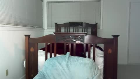 Snapshot of yumiandwolf chatting on December 3, 3:14 am yumiandwolf online show from December 3, 3:14 am