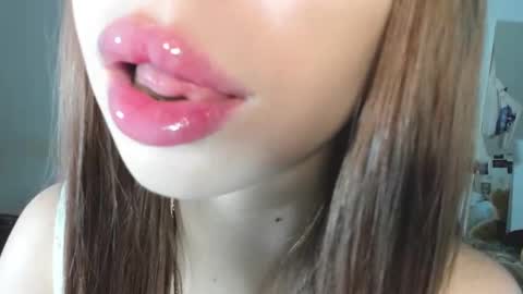 Snapshot of yumm__ chatting on January 3, 8:21 am Im away next stream September 10 at 1400 Moscow time online show from January 3, 8:21 am