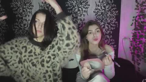 Snapshot of yummy_chica chatting on October 23, 8:29 pm yummy_chica online show from October 23, 8:29 pm