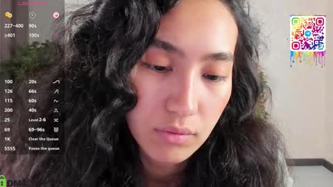 Snapshot of yummy_lamii chatting on February 26, 3:38 am Cindey online show from February 26, 3:38 am