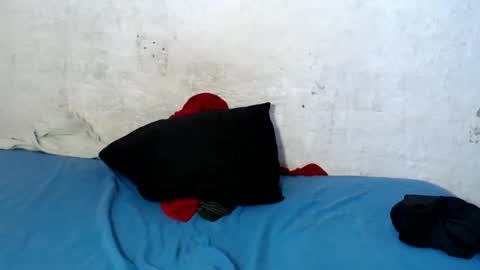 yummytittsxx online show from January 25, 6:45 am