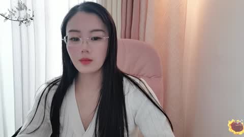 Snapshot of yuner0715 chatting on December 24, 6:00 am YunEr online show from December 24, 6:00 am