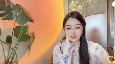 Snapshot of yuner0715 chatting on February 18, 6:37 am YunEr online show from February 18, 6:37 am