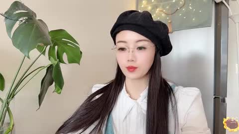 Snapshot of yuner0715 chatting on February 19, 2:55 am YunEr online show from February 19, 2:55 am