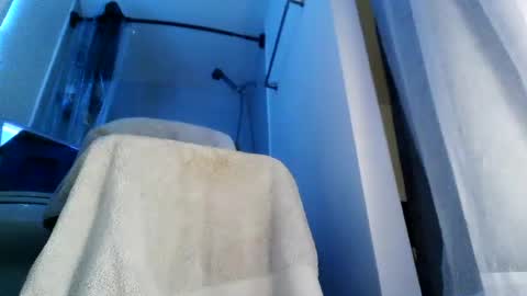 Snapshot of yung3587 chatting on December 11, 7:57 pm yung3587 online show from December 11, 7:57 pm