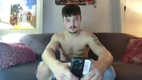 yungbul1 online show from November 26, 4:57 am