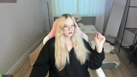 Yungsatou online show from April 30, 9:37 am