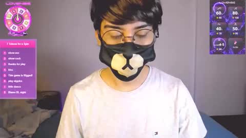 the puppy boy online show from April 9, 3:28 am