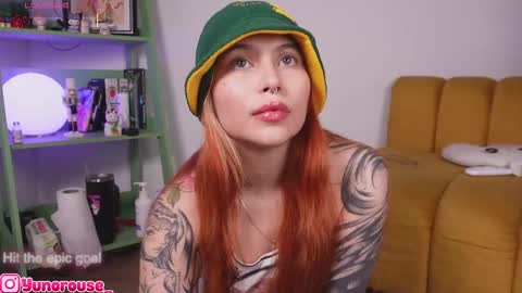 yunorose_ online show from February 1, 3:38 am