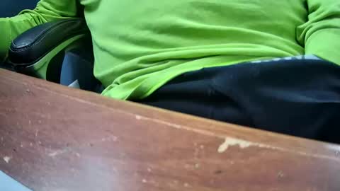 Snapshot of yuppers1234 chatting on January 23, 5:52 pm yuppers1234 online show from January 23, 5:52 pm