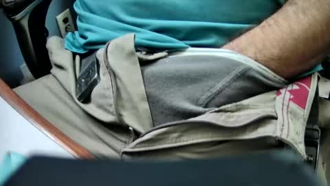 Snapshot of yuppers1234 chatting on October 9, 6:17 pm yuppers1234 online show from October 9, 6:17 pm