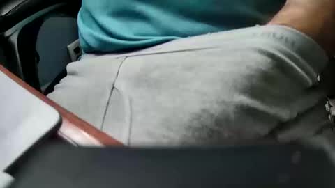 Snapshot of yuppers1234 chatting on October 14, 2:07 pm yuppers1234 online show from October 14, 2:07 pm