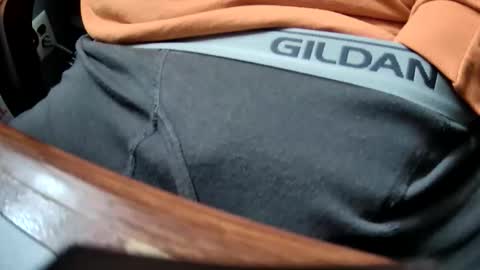 Snapshot of yuppers1234 chatting on October 23, 5:44 pm yuppers1234 online show from October 23, 5:44 pm