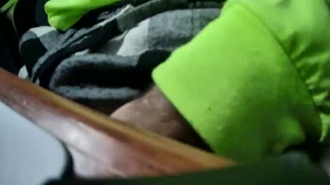 Snapshot of yuppers1234 chatting on October 31, 6:53 pm yuppers1234 online show from October 31, 6:53 pm