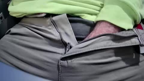 Snapshot of yuppers1234 chatting on December 15, 12:42 pm yuppers1234 online show from December 15, 12:42 pm