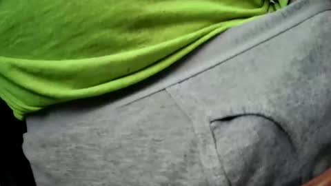 yuppers1234 online show from April 27, 2:15 pm