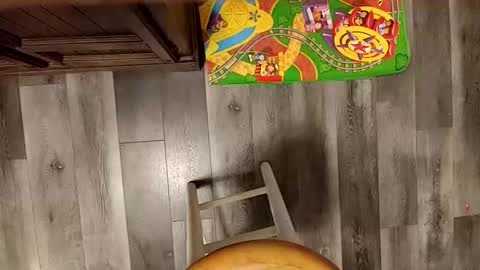 Snapshot of yupthatshim chatting on December 5, 7:06 am yupthatshim online show from December 5, 7:06 am